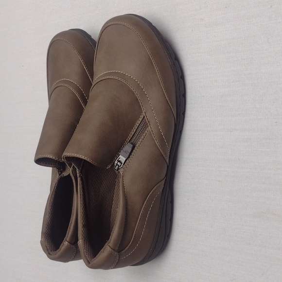 Dr Scholl's Shoe - Picture 2 of 4